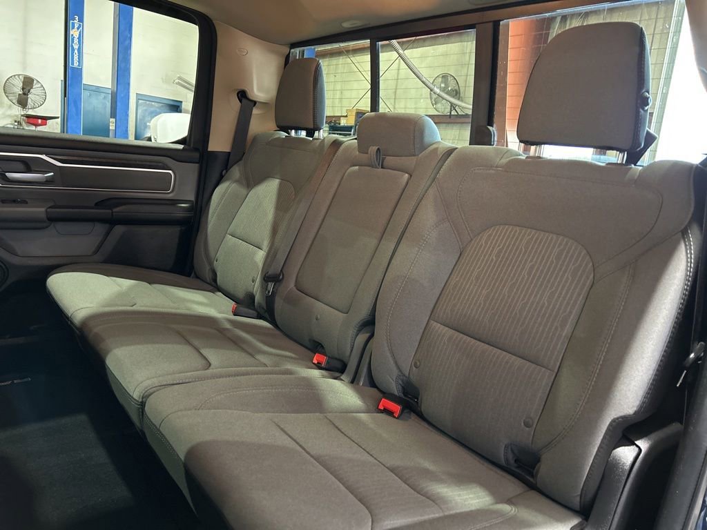 Used 2020 RAM 1500 Big Horn AWD/4WD image 38