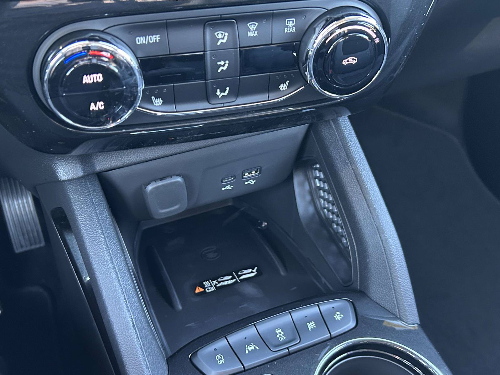 New 2026 Chevrolet TrailBlazer LT w/ Convenience Package FWD image 23