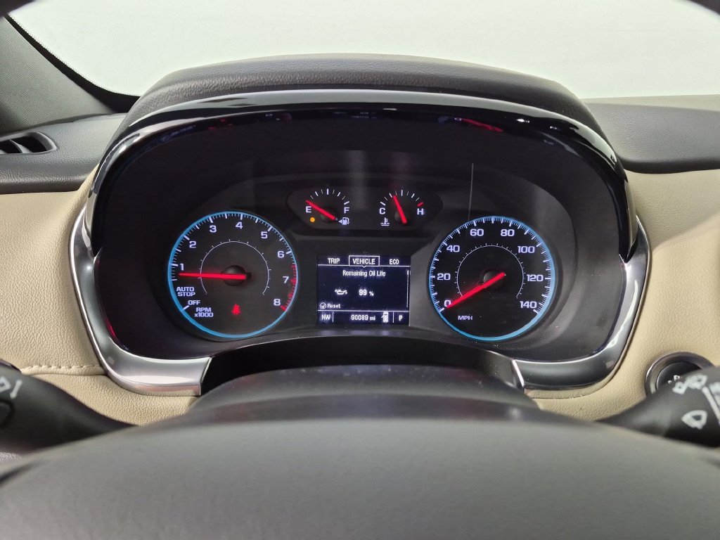 Certified 2023 Chevrolet Traverse LS FWD image 21