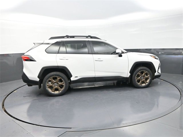 Used 2023 Toyota RAV4 AWD Hybrid image 9