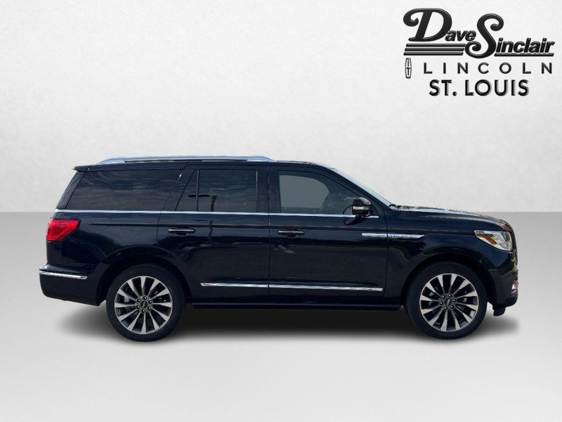 Used 2021 Lincoln Navigator Reserve w/ Luxury Package AWD/4WD image 4