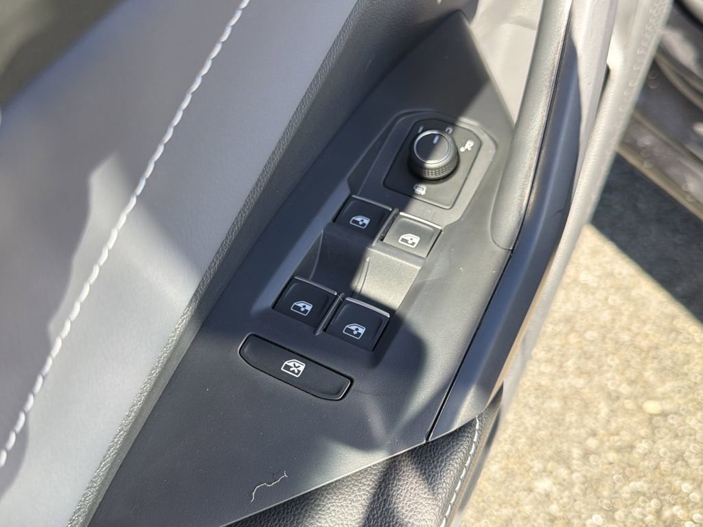 New 2026 Volkswagen Jetta SEL image 24