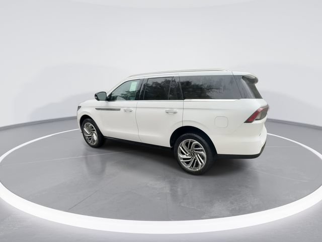 New 2027 Lincoln Navigator Reserve AWD/4WD image 6