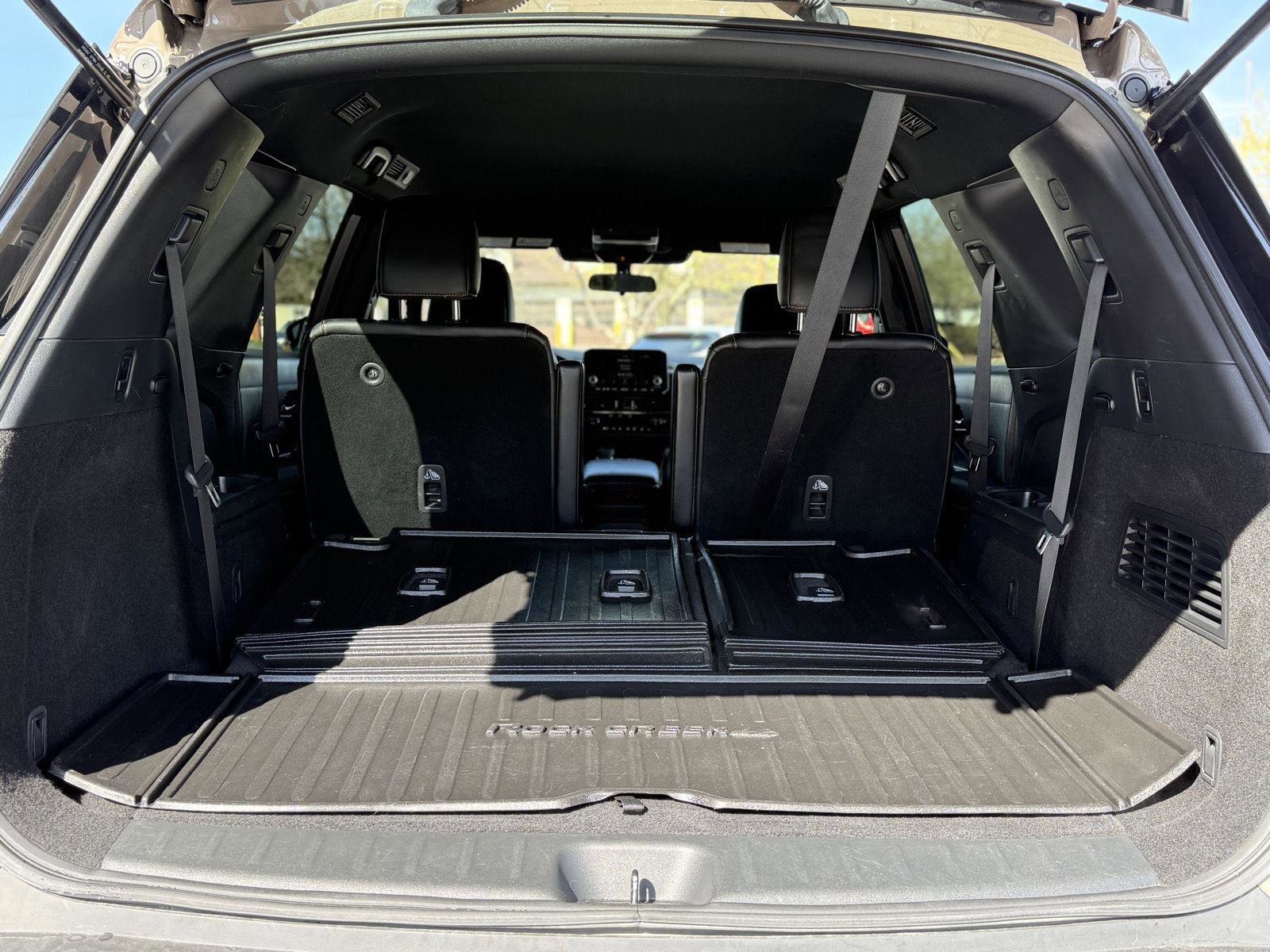 Used 2023 Nissan Pathfinder Rock Creek AWD/4WD image 10