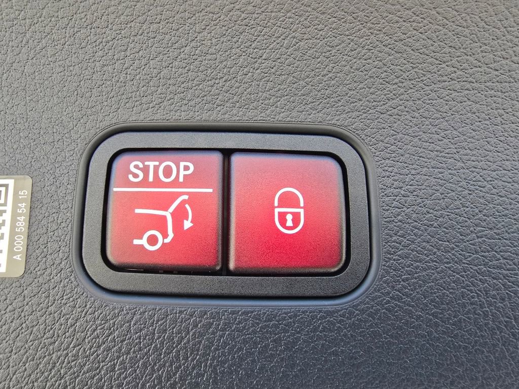 New 2026 Mercedes-Benz GLC 43 AMG 4MATIC Coupe image 20