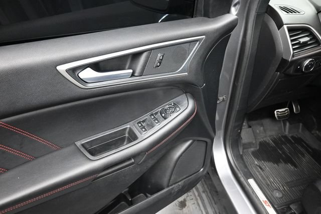 Used 2024 Ford Edge ST-Line AWD/4WD image 16