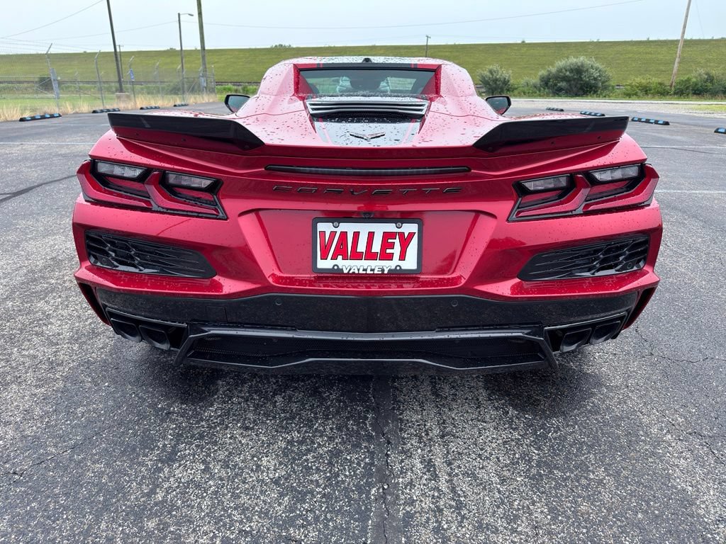 New 2027 Chevrolet Corvette Grand Sport RWD image 8