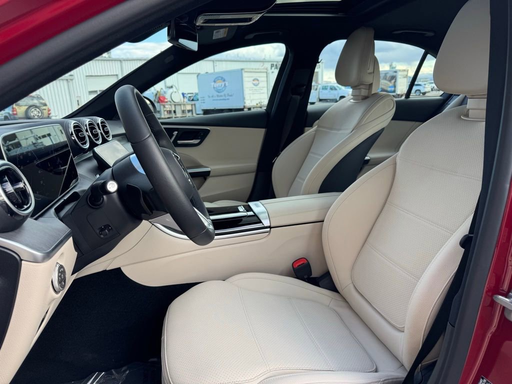 Used 2025 Mercedes-Benz C 300 Sedan image 11