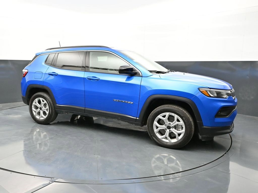 New 2026 Jeep Compass Latitude image 1