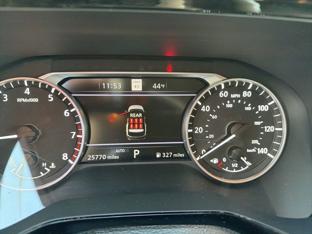 Used 2025 Nissan Pathfinder SL image 21