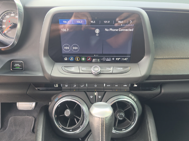 Used 2021 Chevrolet Camaro LT w/ Technology Package RWD image 30