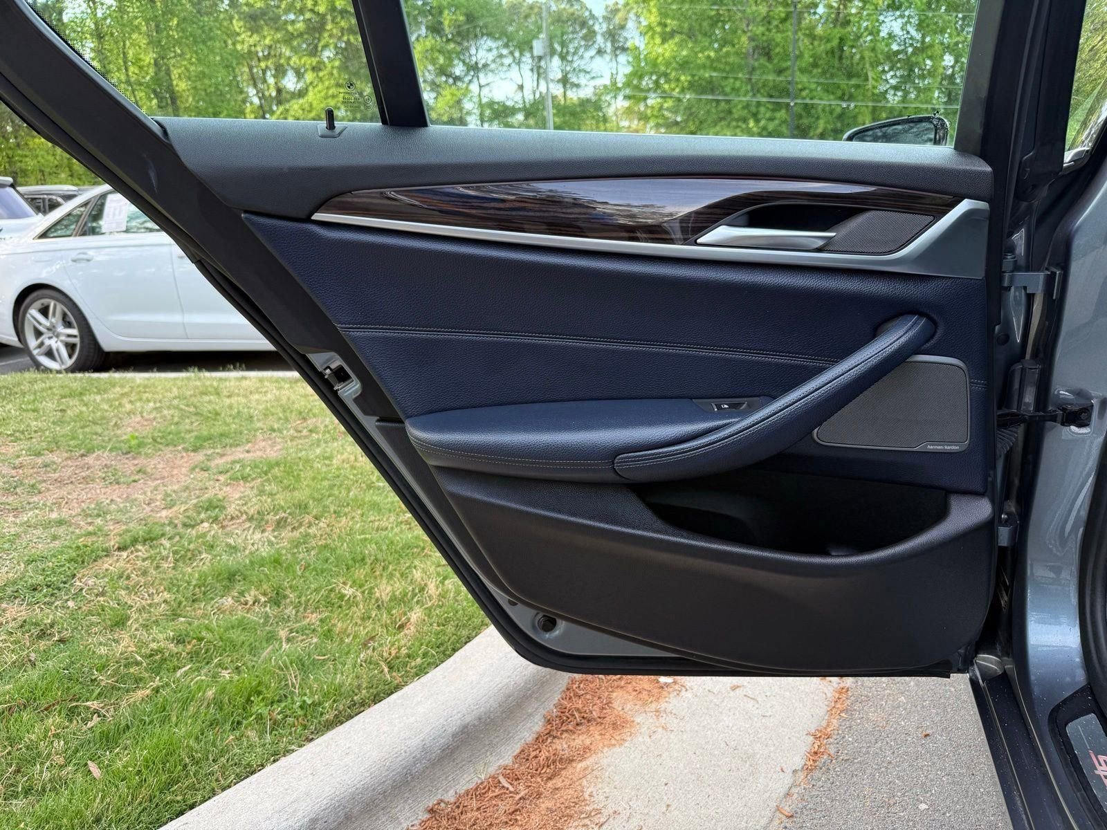 Used 2018 BMW 530i w/ Premium Package RWD image 26