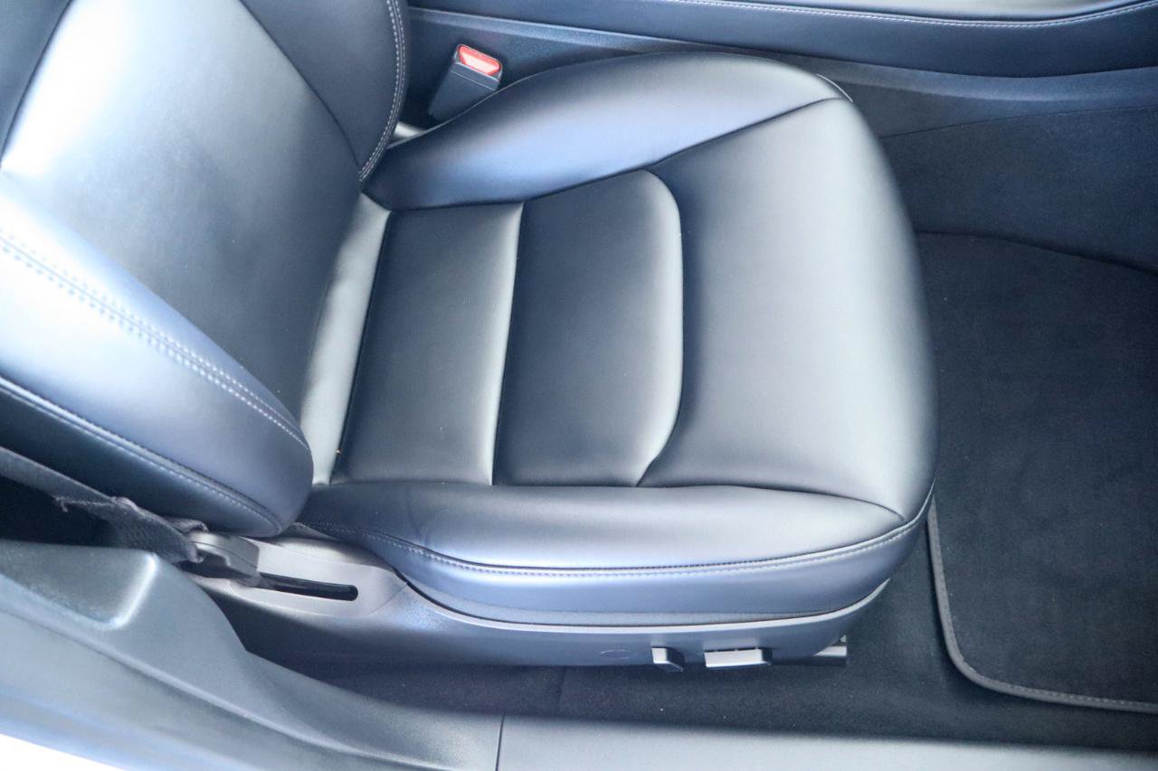 Used 2023 Tesla Model 3 Standard Range RWD image 32