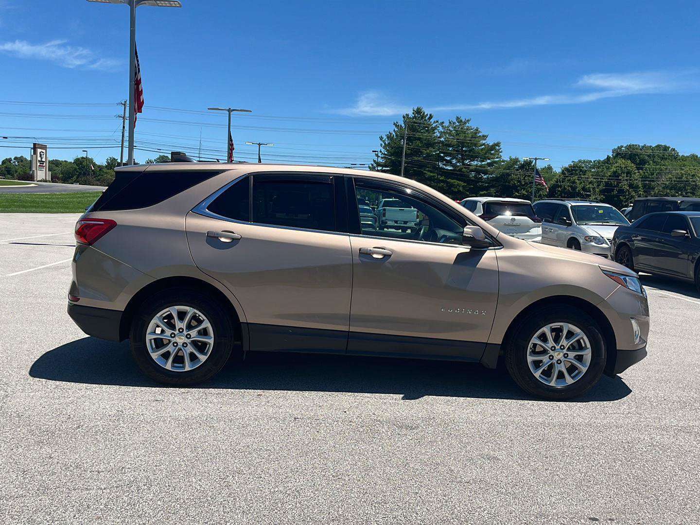 Used 2018 Chevrolet Equinox LT FWD image 7