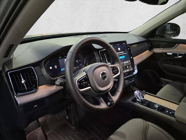 Used 2025 Volvo XC90 B6 Core w/ Protection Package Premier AWD/4WD image 10
