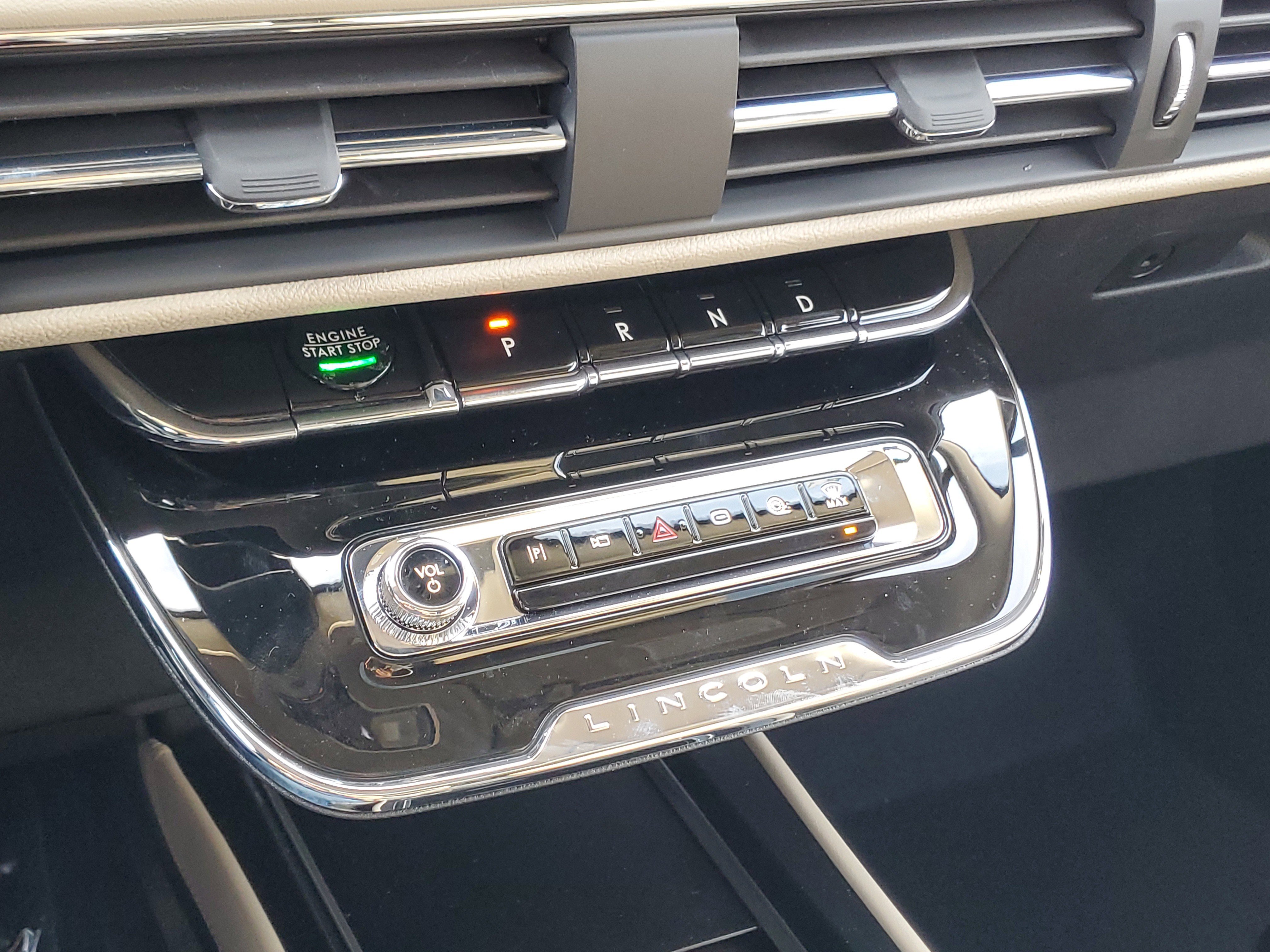 New 2026 Lincoln Corsair Grand Touring w/ Towing Package image 20