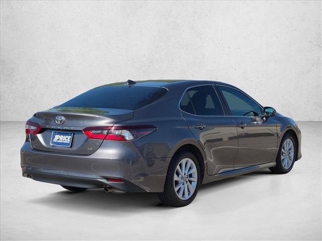 Used 2023 Toyota Camry LE FWD image 5