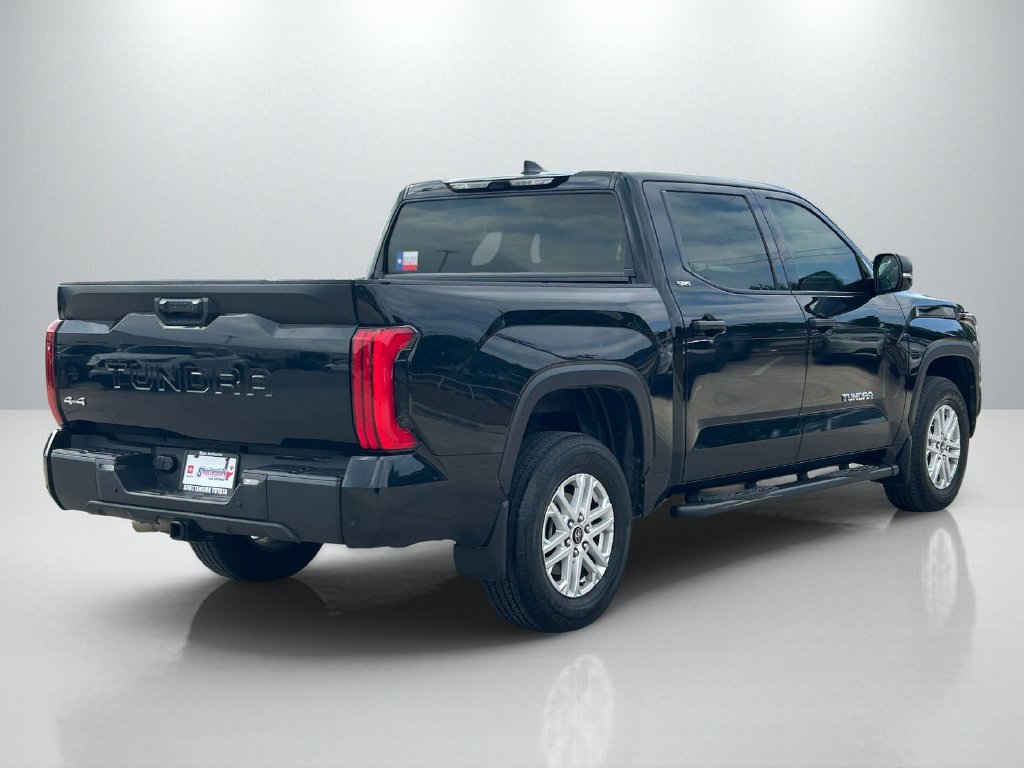 Used 2024 Toyota Tundra SR5 w/ SR5 Convenience Package AWD/4WD image 5