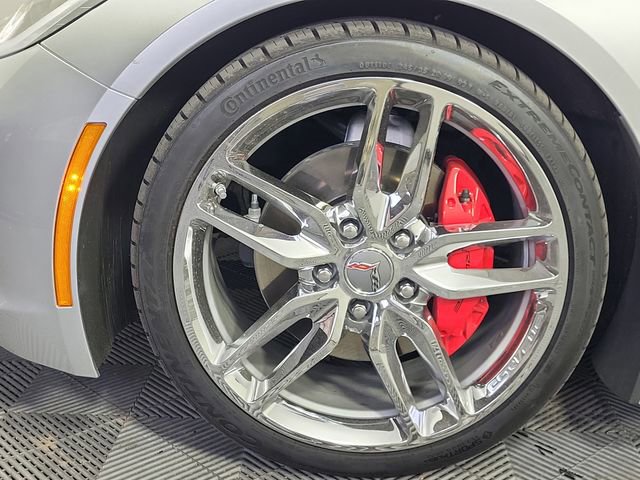 Used 2016 Chevrolet Corvette Stingray Convertible w/ 3LT Preferred Equipment Group RWD image 4