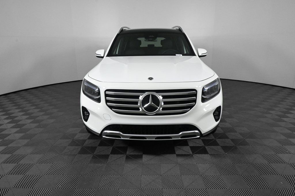 Used 2025 Mercedes-Benz GLB 250 image 35