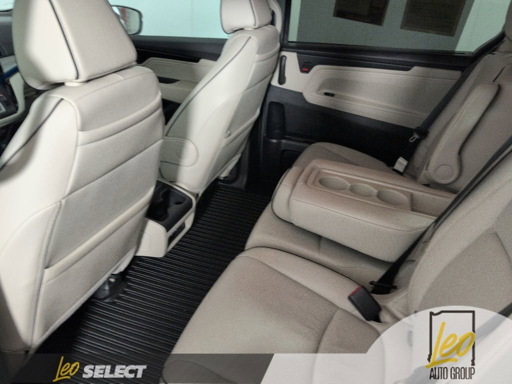 Used 2025 Honda Odyssey Touring image 11
