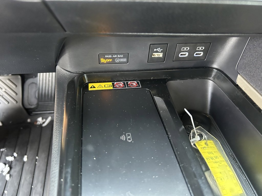 Certified 2025 Toyota Camry LE image 20