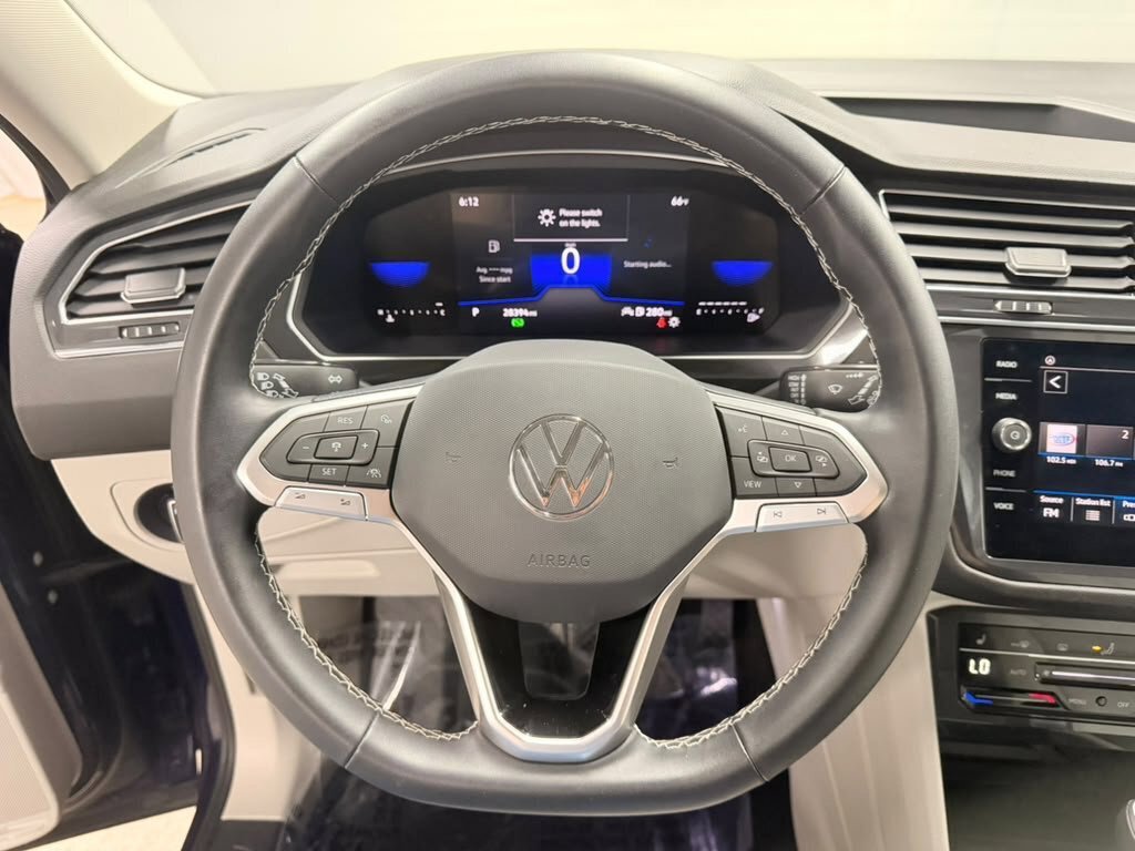 Used 2023 Volkswagen Tiguan SE FWD image 22