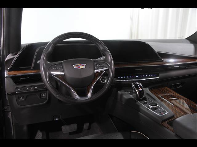 Certified 2022 Cadillac Escalade Premium Luxury AWD/4WD image 7