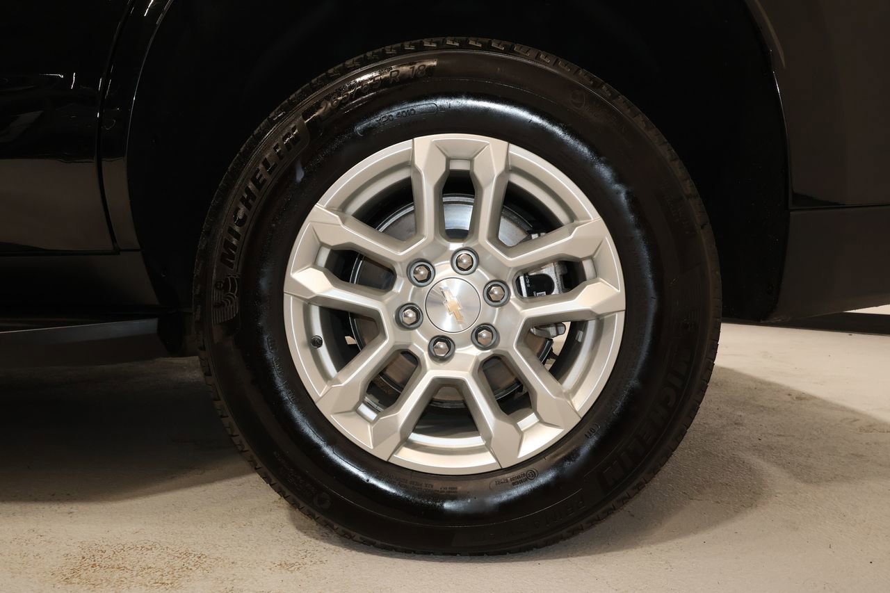 Certified 2025 Chevrolet Tahoe LT image 35