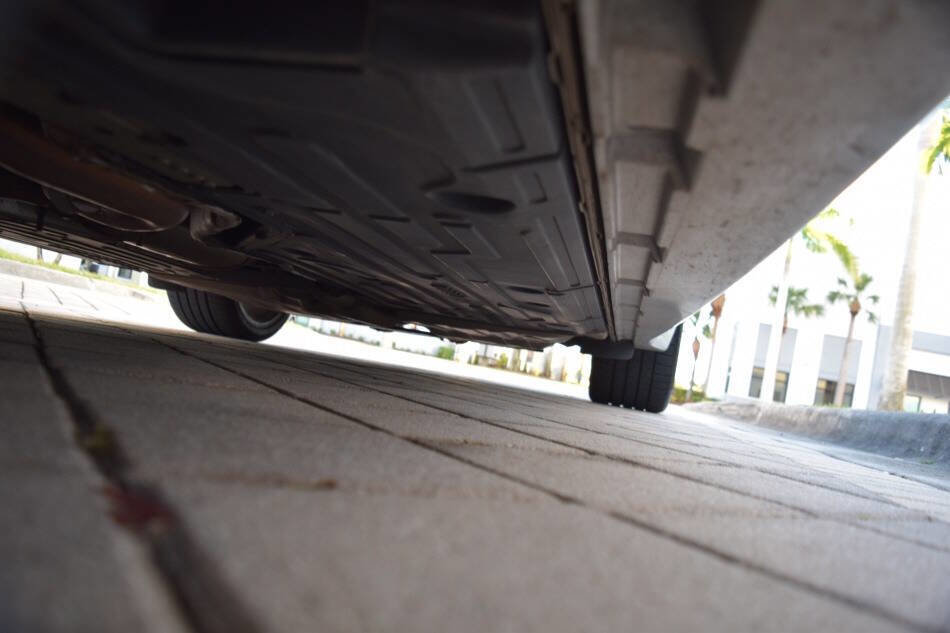 Used 2019 Jaguar XJ Collection image 98