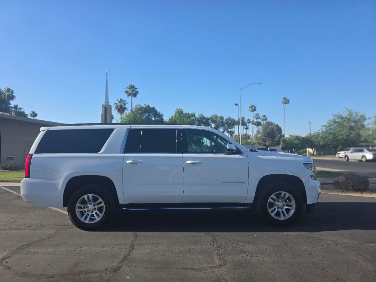 Used 2018 Chevrolet Suburban LT AWD/4WD image 1