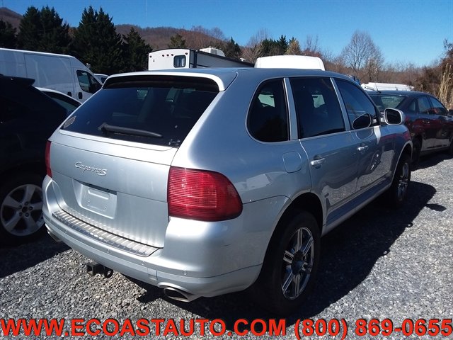 Used 2005 Porsche Cayenne S image 2