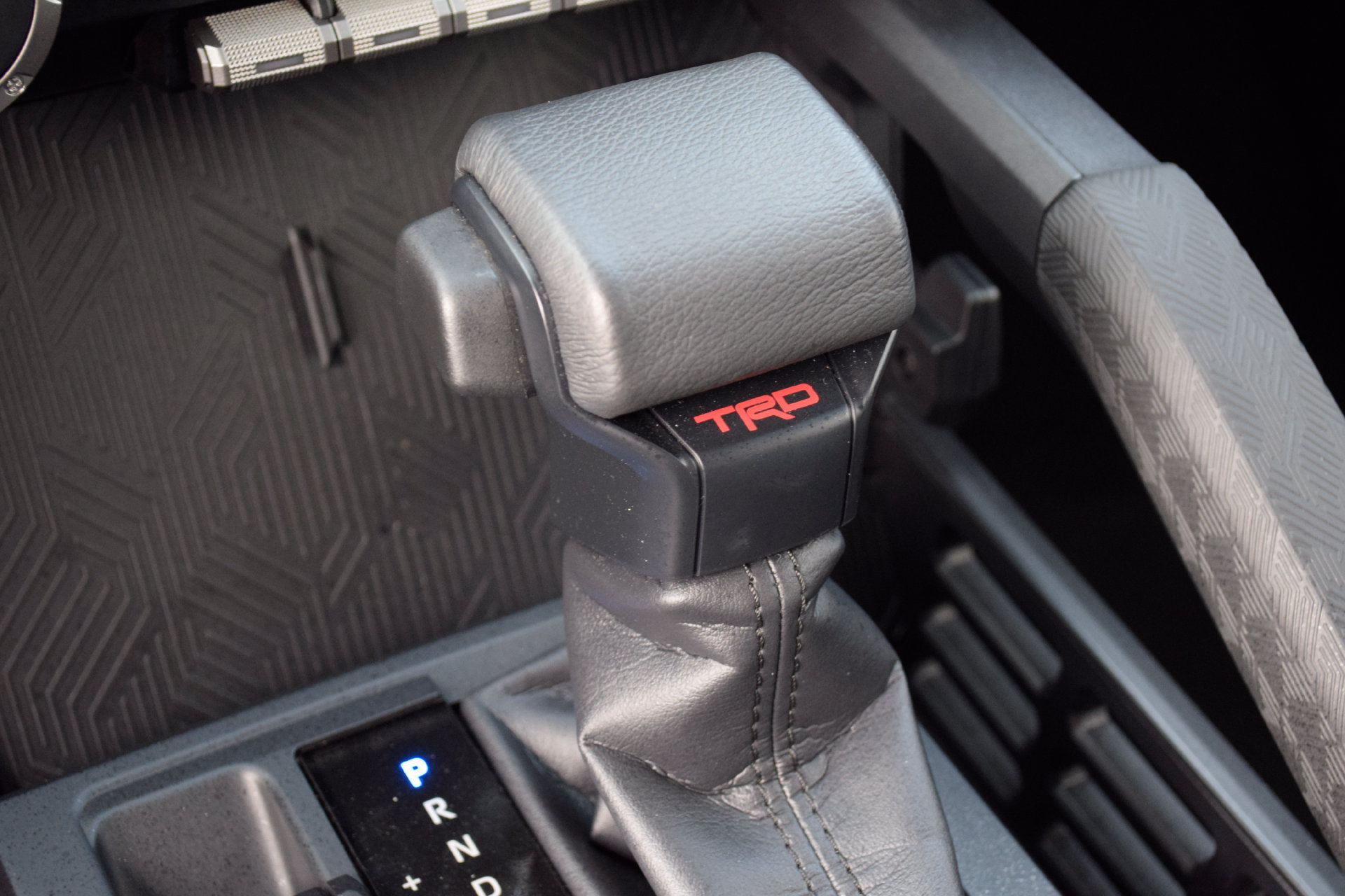 Used 2025 Toyota Tacoma TRD Off-Road AWD/4WD image 10