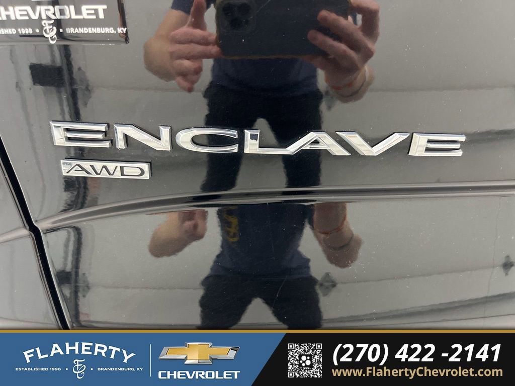 Used 2024 Buick Enclave Premium image 18