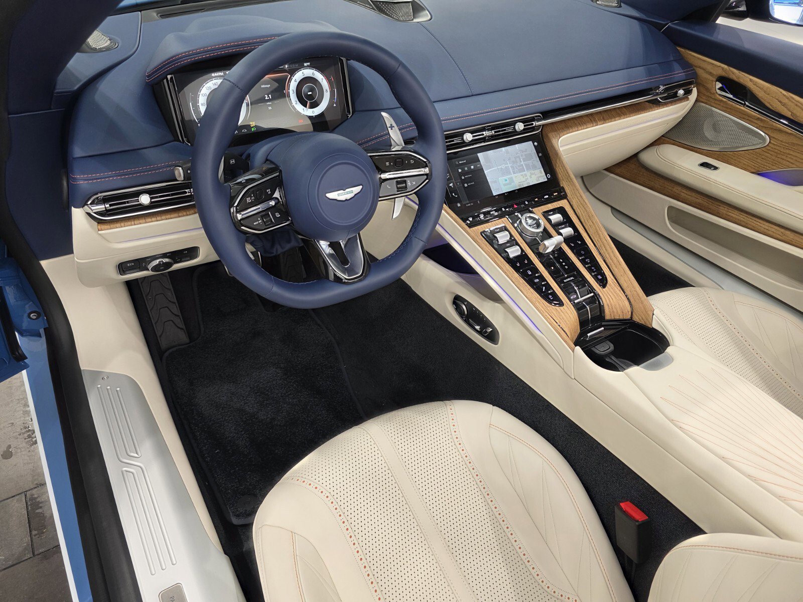 New 2026 Aston Martin DB12 Convertible RWD image 3