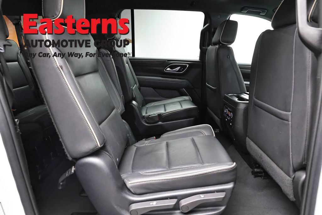Used 2023 Chevrolet Suburban Premier RWD image 25