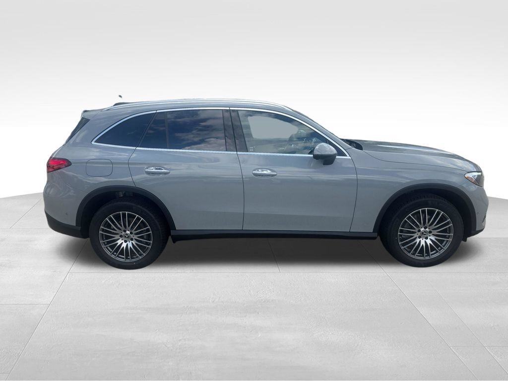 New 2026 Mercedes-Benz GLC 300 4MATIC image 6