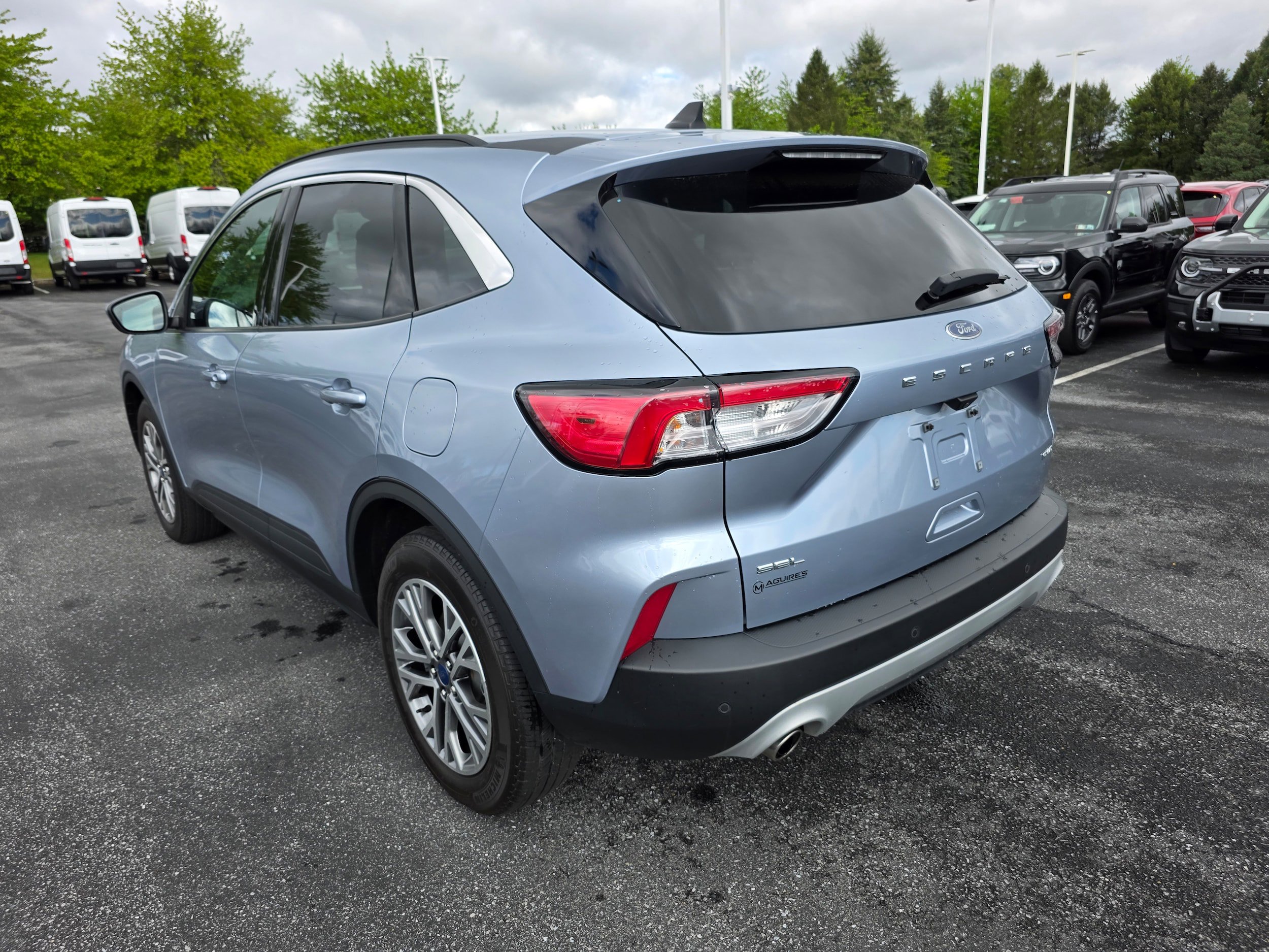 Certified 2022 Ford Escape SEL AWD/4WD image 3