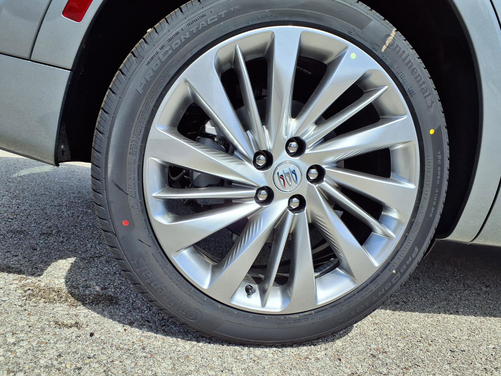 New 2026 Buick Envision Avenir image 30