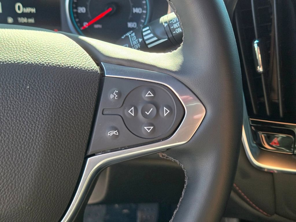 Used 2023 Chevrolet Traverse RS FWD image 19