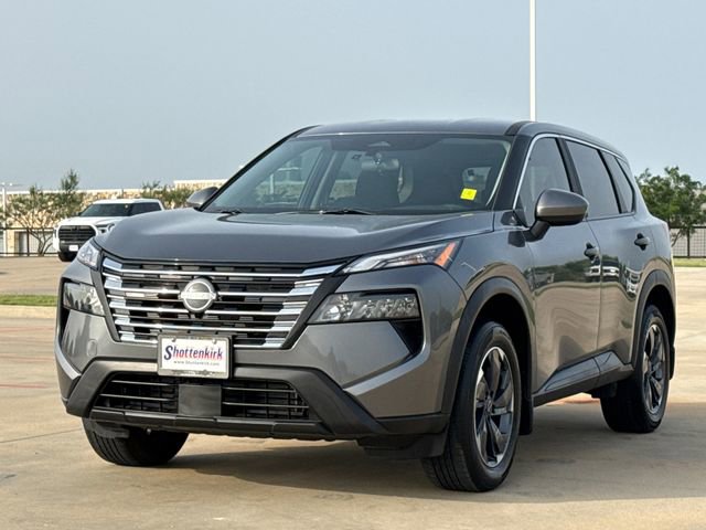 Used 2024 Nissan Rogue SV FWD image 3