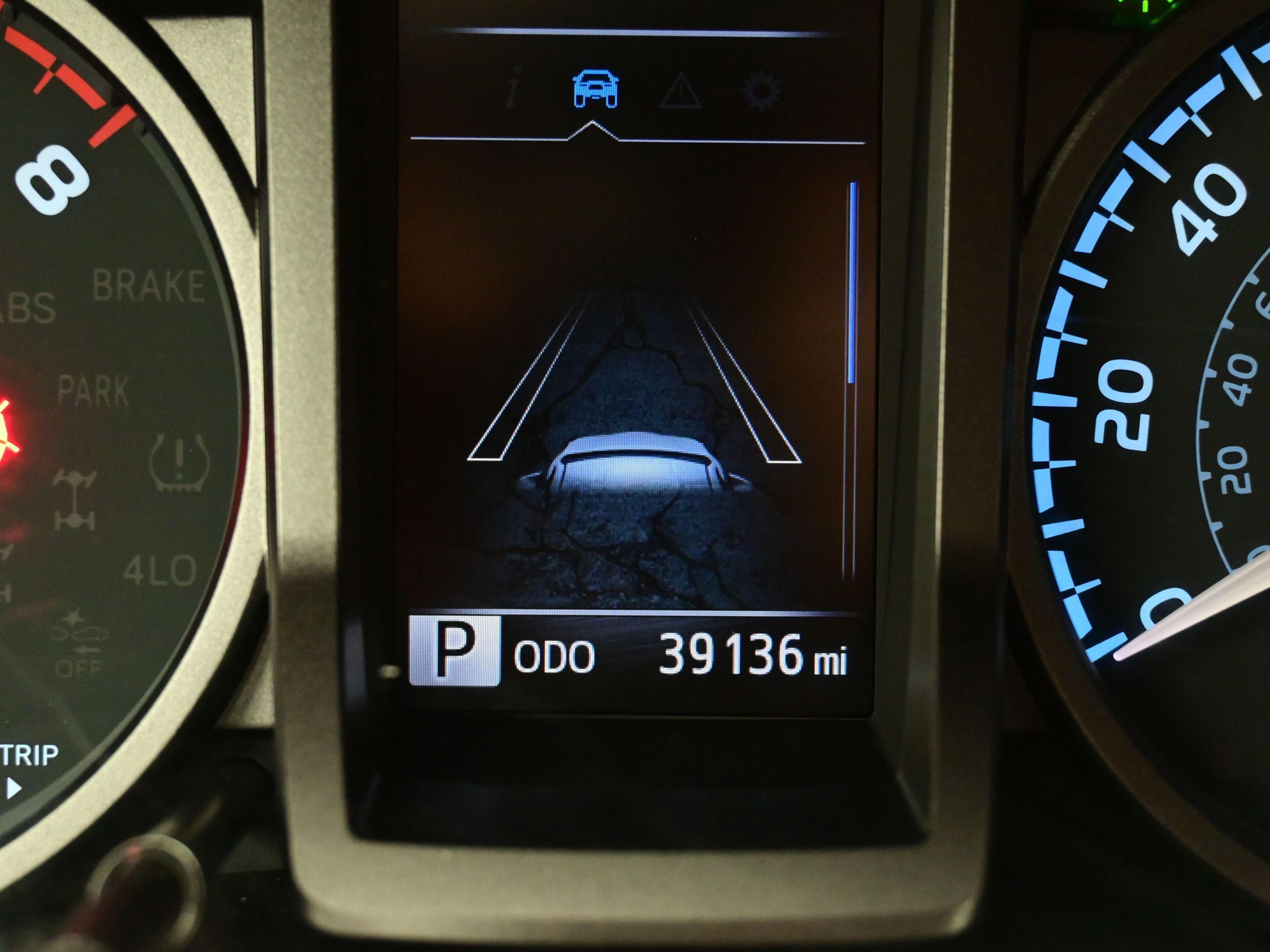 Used 2020 Toyota Tacoma TRD Sport image 26