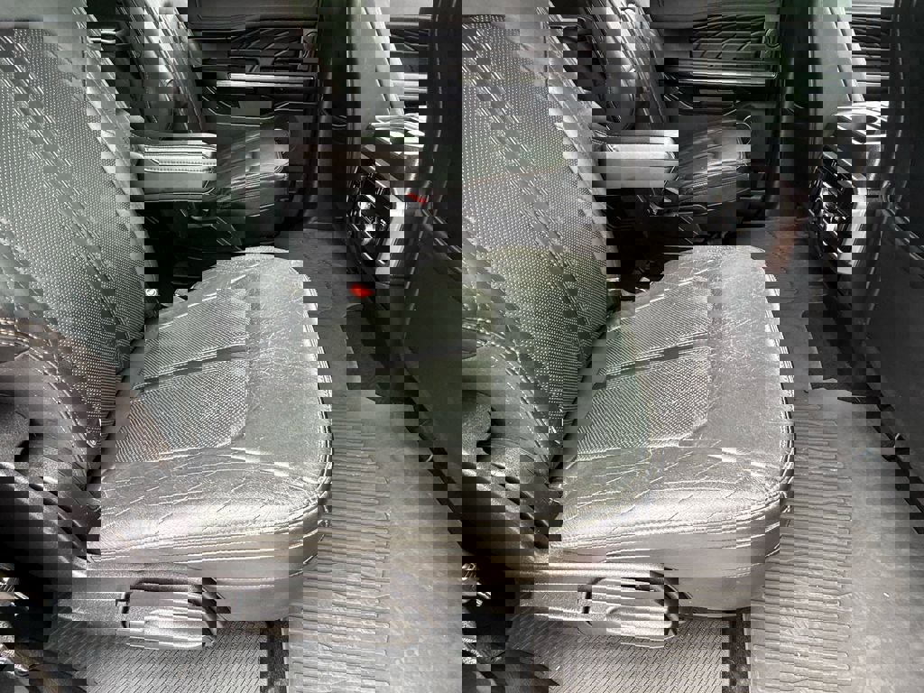 Used 2019 Ford Expedition Max Platinum image 11