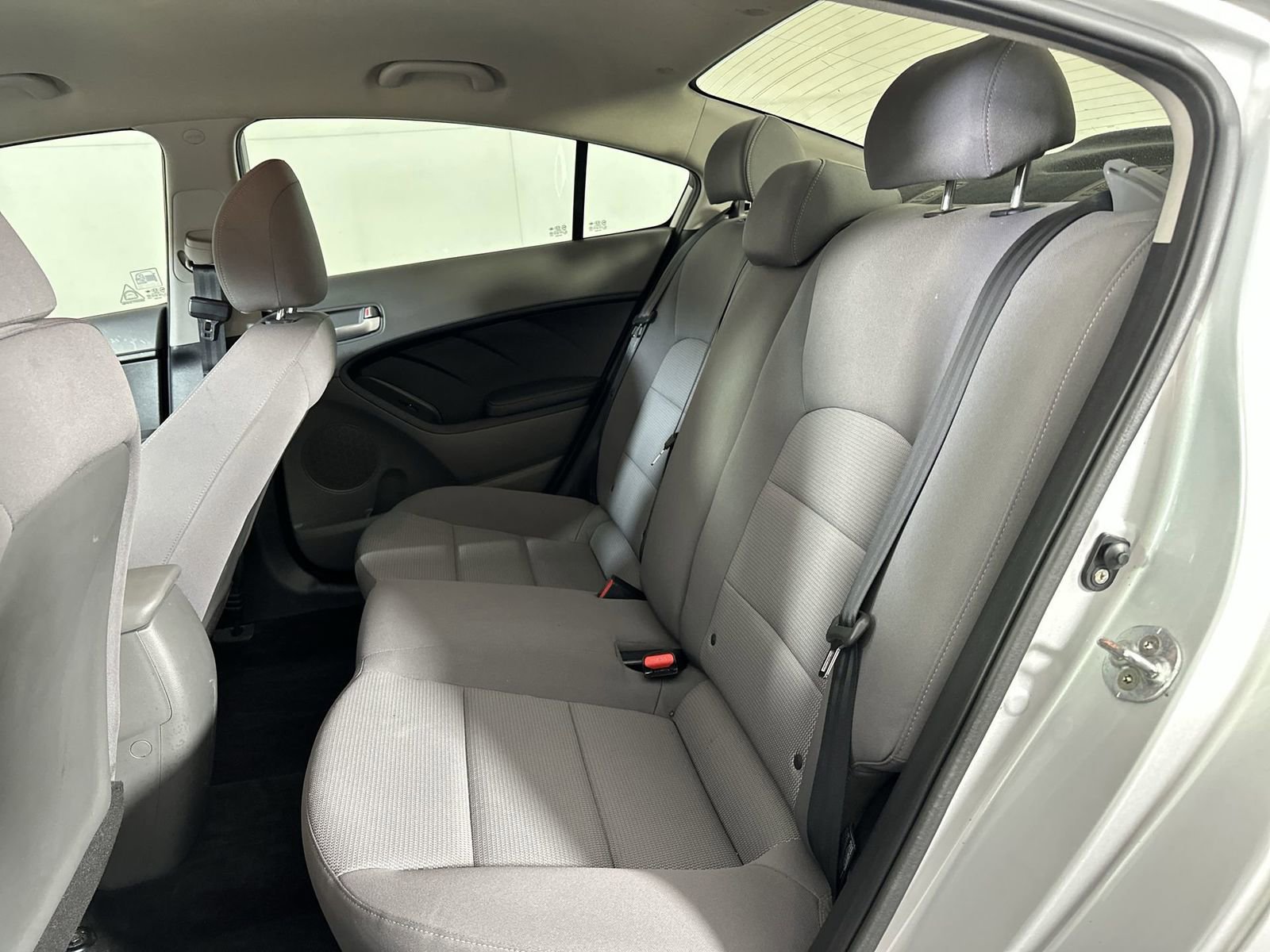 Used 2017 Kia Forte LX image 23