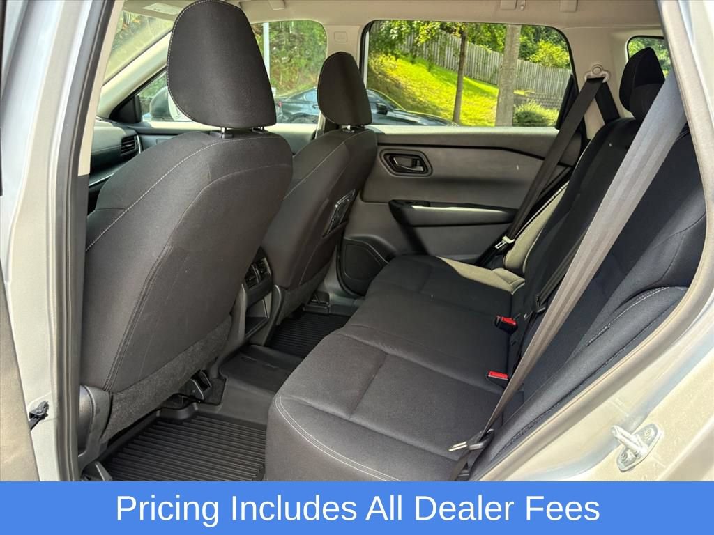 Used 2024 Nissan Rogue S AWD/4WD image 22