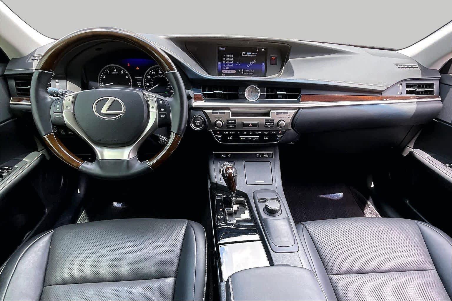 Used 2015 Lexus ES 350 w/ Premium Package FWD image 13