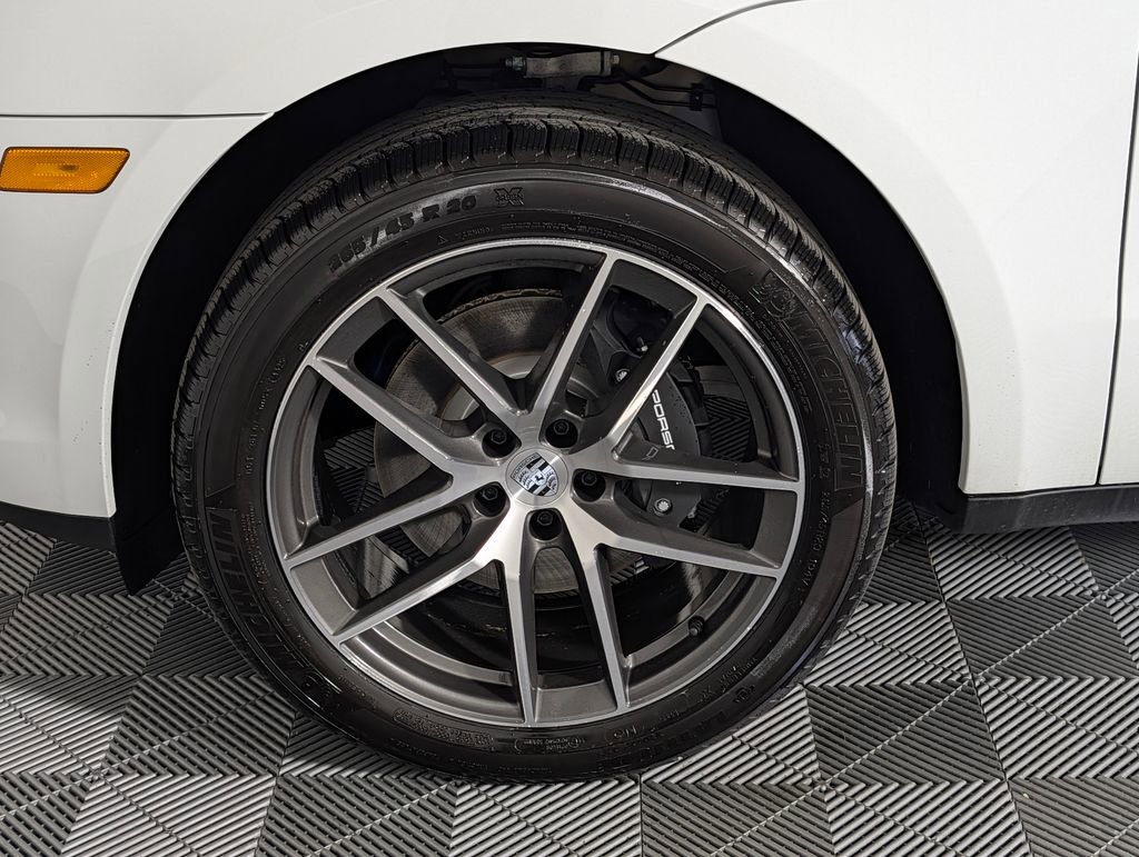 New 2026 Porsche Macan Turbo image 11