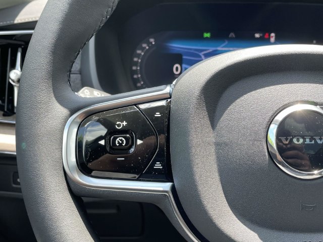 New 2026 Volvo XC90 B6 Plus w/ Protection Package AWD/4WD image 38