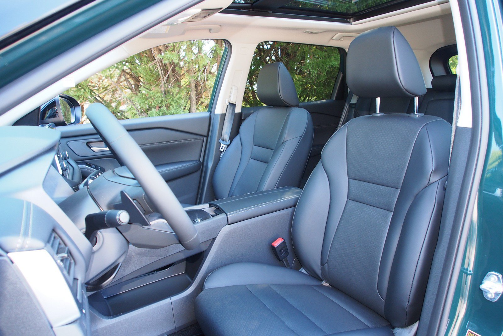 New 2026 Nissan Rogue Dark Armor FWD image 17