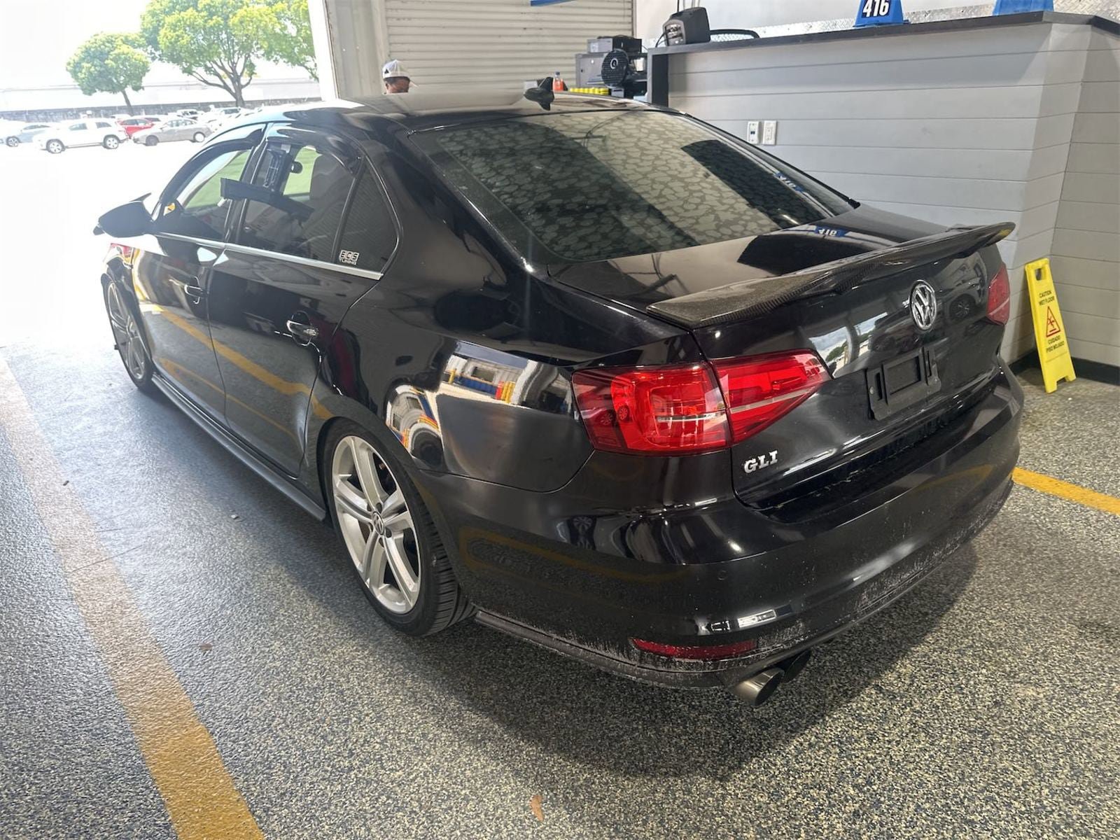 Used 2017 Volkswagen Jetta GLI FWD image 12
